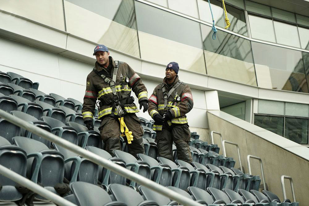 Chicago Fire : Foto Taylor Kinney, Kamal Angelo Bolden