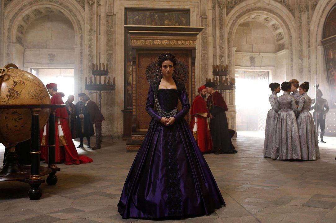 Still Star-Crossed : Foto Medalion Rahimi