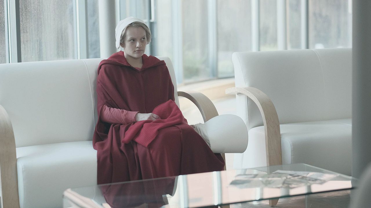 El cuento de la criada : Foto Elisabeth Moss