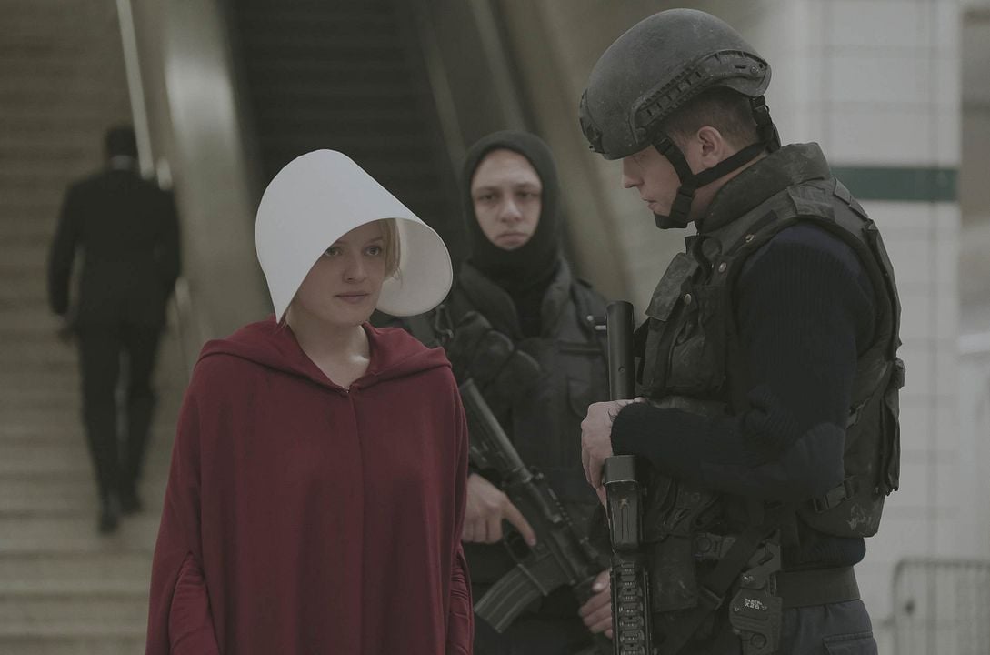 El cuento de la criada : Foto Elisabeth Moss