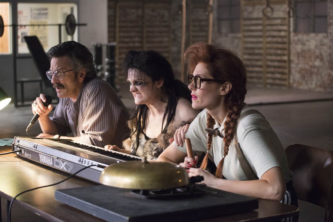 GLOW : Foto Marc Maron, Gayle Rankin, Kate Nash