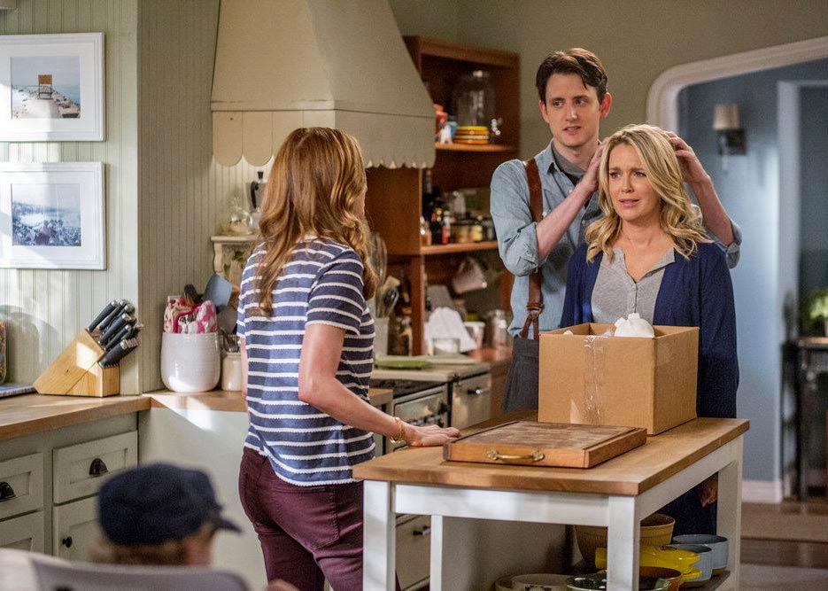 Playing House : Foto Zach Woods, Jessica St. Clair