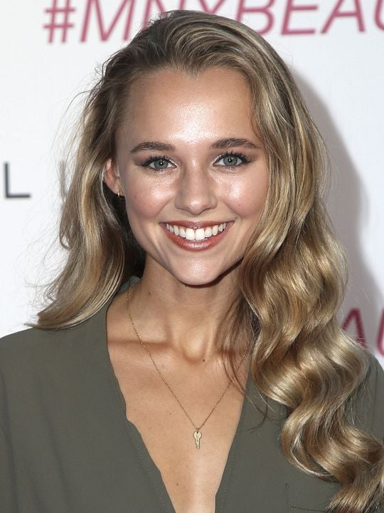 Cartel Madison Iseman
