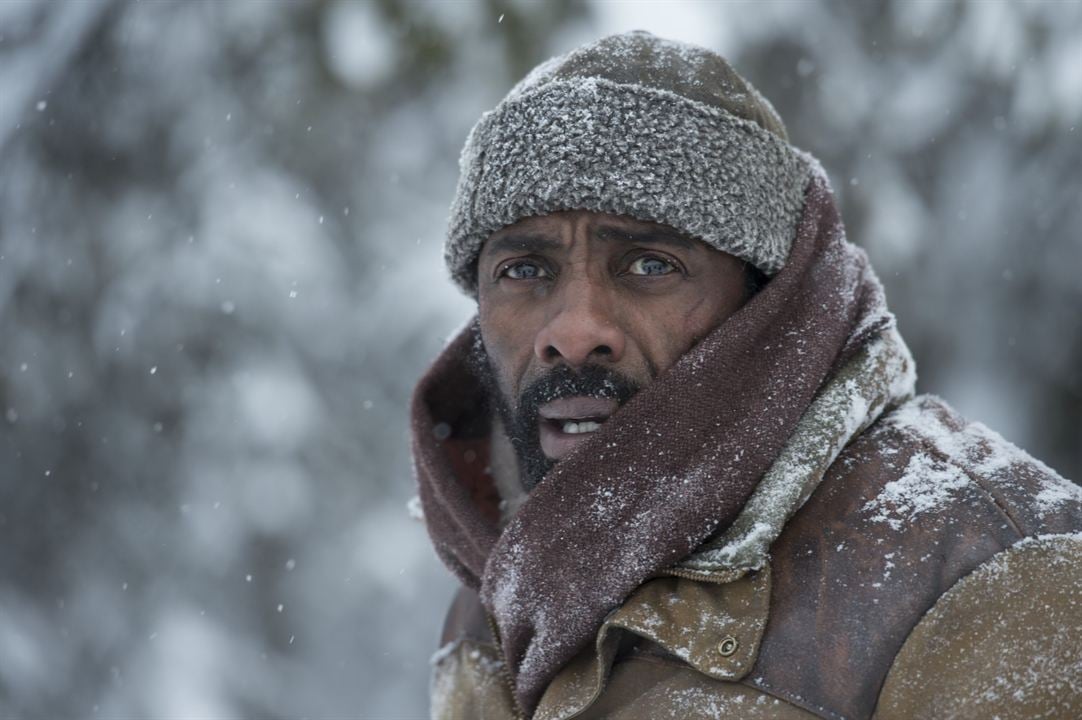 La montaña entre nosotros : Foto Idris Elba