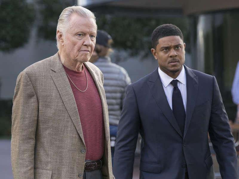 Ray Donovan : Foto Jon Voight, Pooch Hall