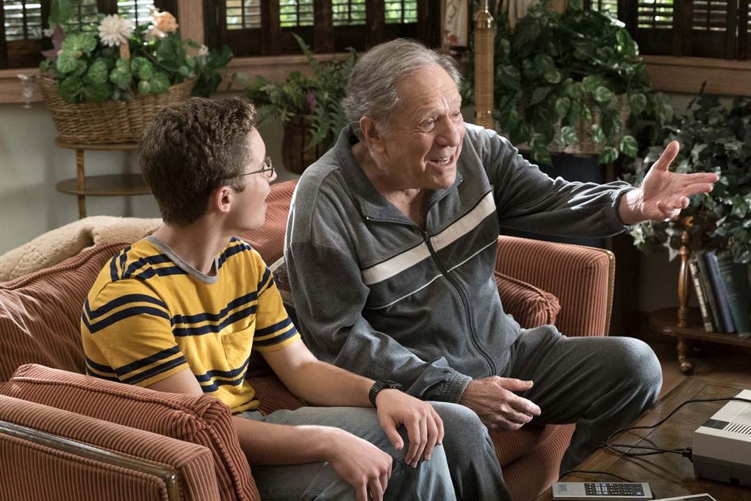 Los Goldberg : Foto George Segal, Sean Giambrone