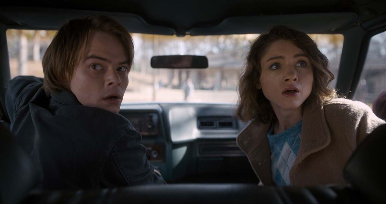 Foto Natalia Dyer, Charlie Heaton