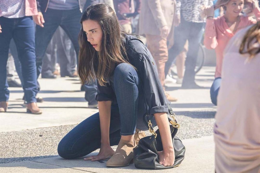 Supergirl : Foto Odette Annable