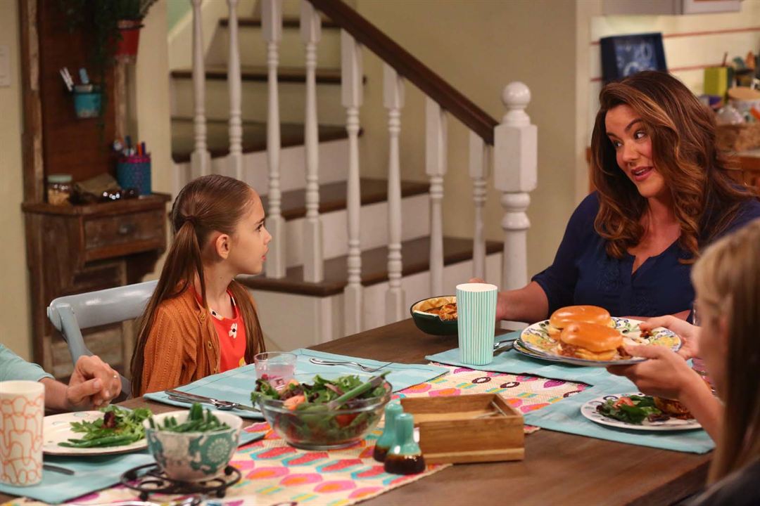 American Housewife (2016) : Foto Katy Mixon