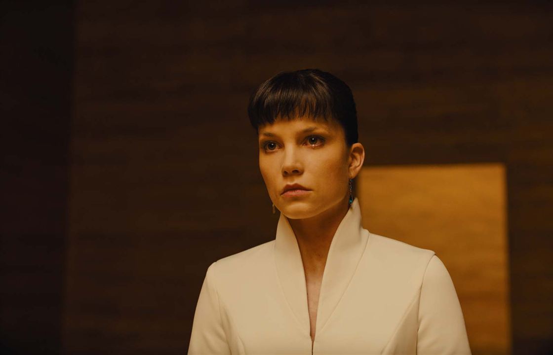 Blade Runner 2049 : Foto Sylvia Hoeks