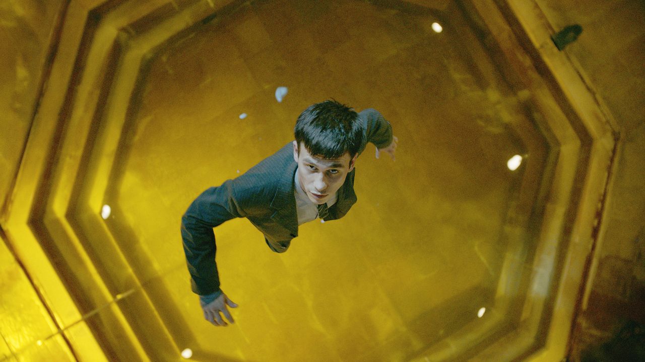 Jupiter's Moon : Foto Tamás Szabó Kimmel, Zsombor Jéger