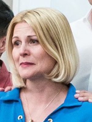 Cartel Jennifer Robertson