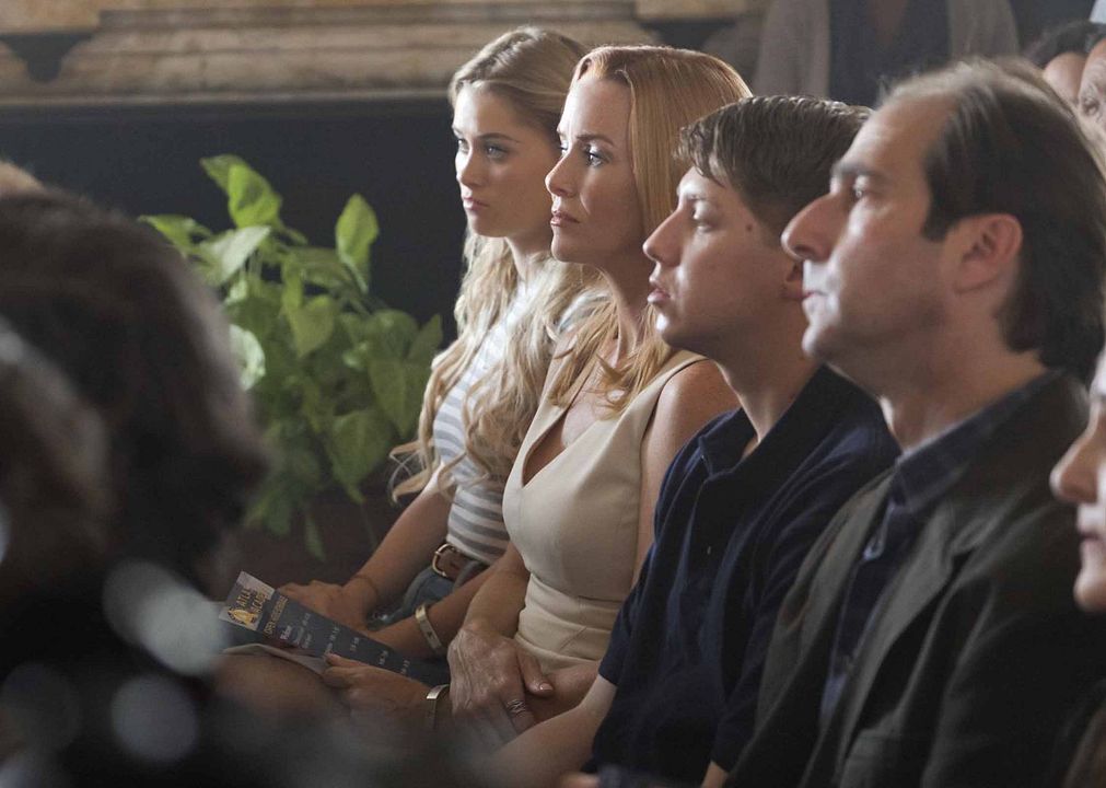 Marvel's Runaways : Foto Annie Wersching, Virginia Gardner