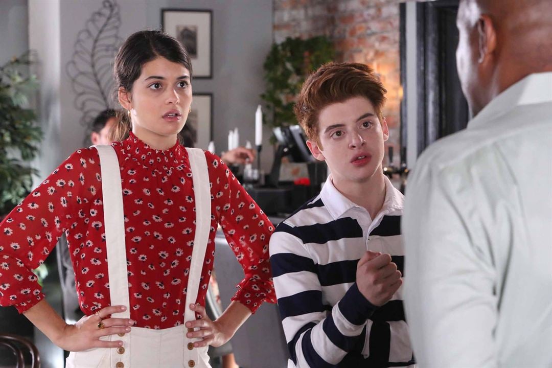 The Mick : Foto Sofia Black D'Elia, Thomas Barbusca