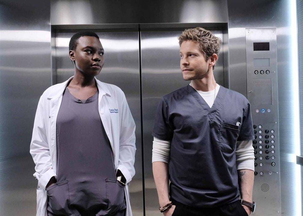 The Resident : Foto Matt Czuchry, Shaunette Renee Wilson