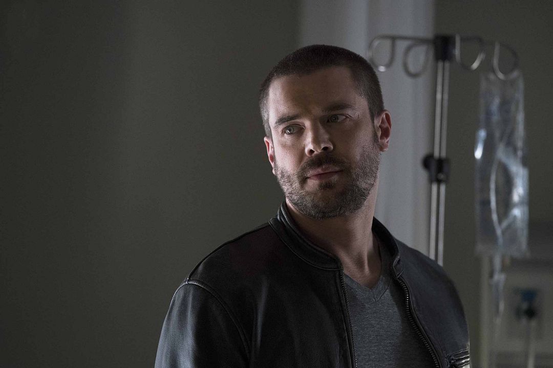 Cómo defender a un asesino : Foto Charlie Weber