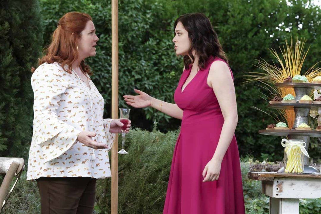 Crazy Ex-Girlfriend : Foto Donna Lynne Champlin, Rachel Bloom