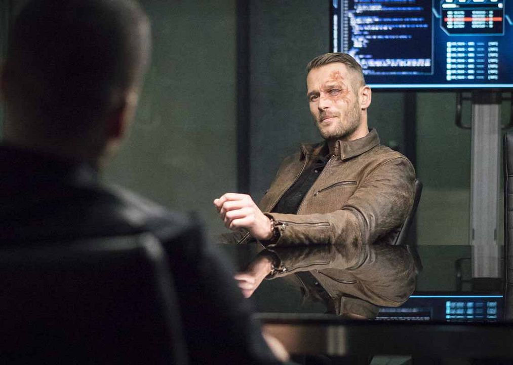 Arrow : Foto Johann Urb