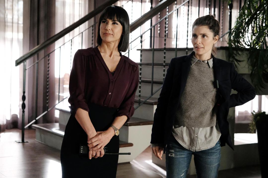 UnREAL : Foto Constance Zimmer, Shiri Appleby