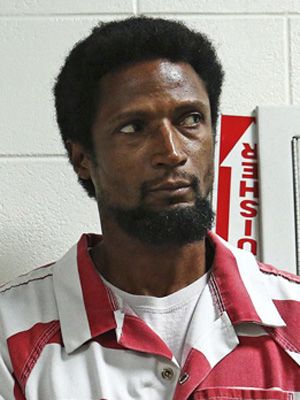 Cartel Elvis Nolasco