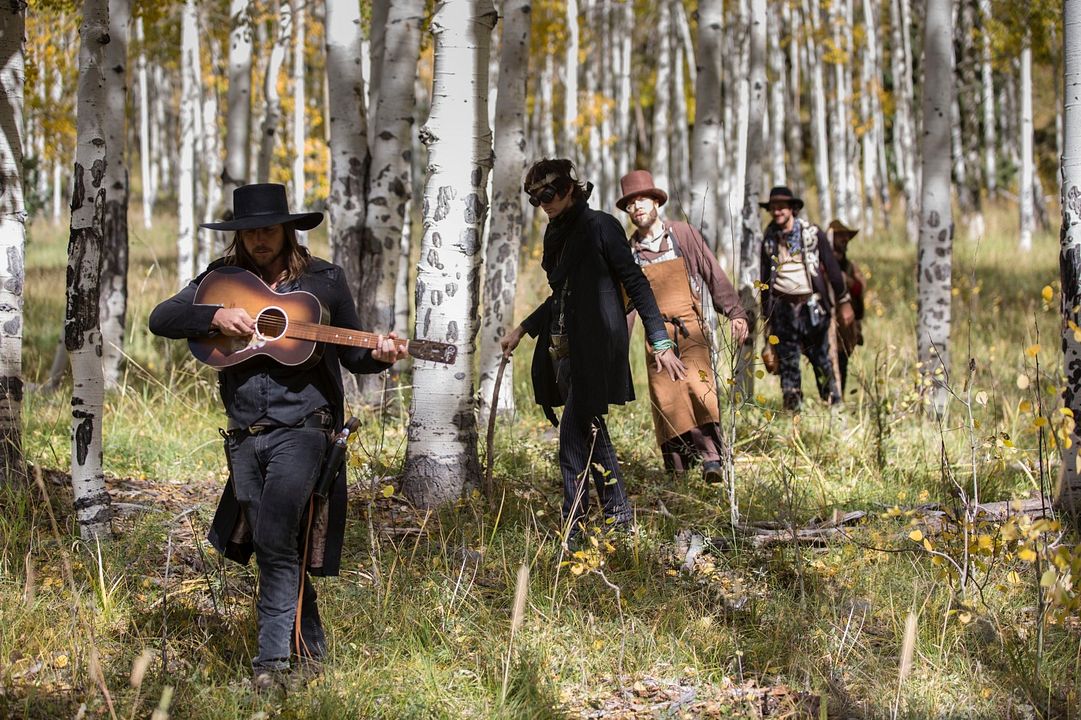 Paradox : Foto Lukas Nelson