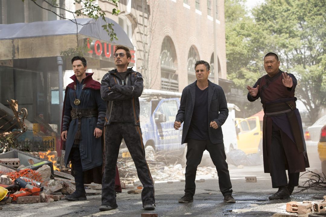 Vengadores: Infinity War : Foto Robert Downey Jr., Benedict Cumberbatch, Mark Ruffalo, Benedict Wong
