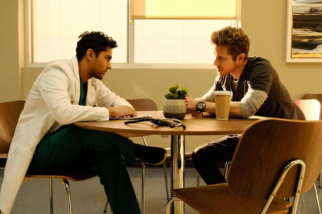 The Resident : Foto Matt Czuchry, Manish Dayal