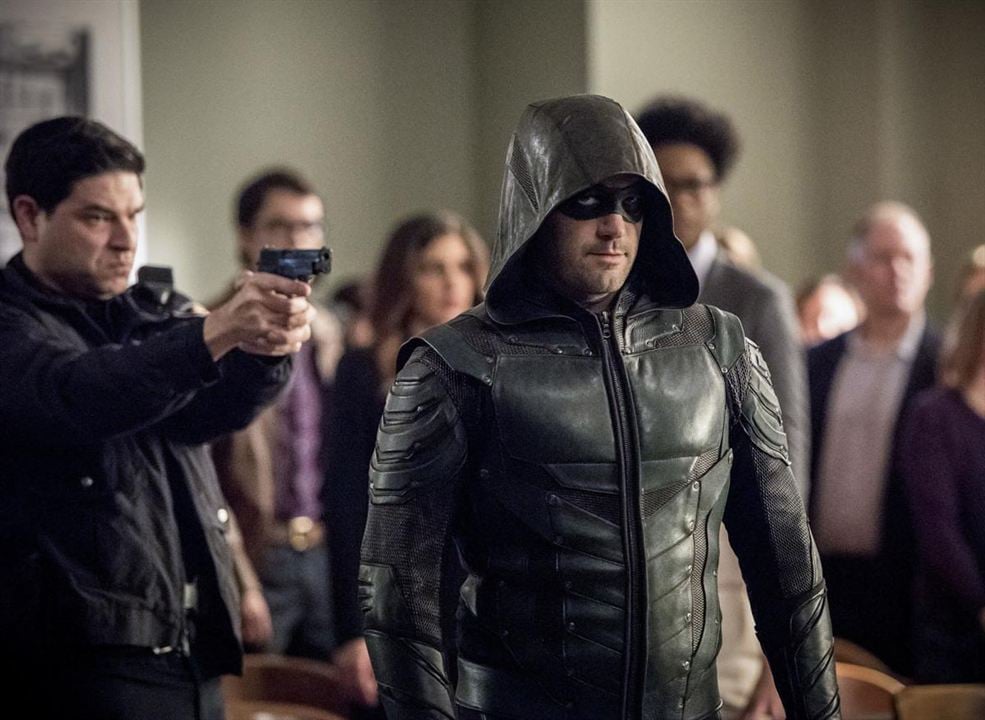 Arrow : Foto Stephen Amell, Colin Donnell