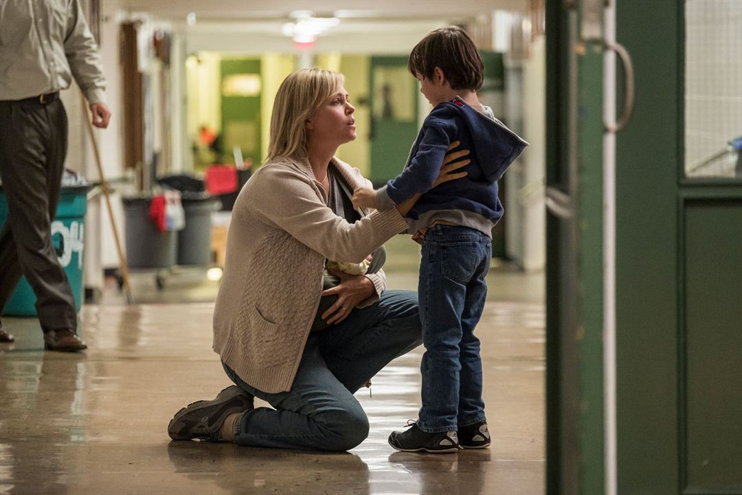 Tully : Foto Asher Miles Fallica, Charlize Theron