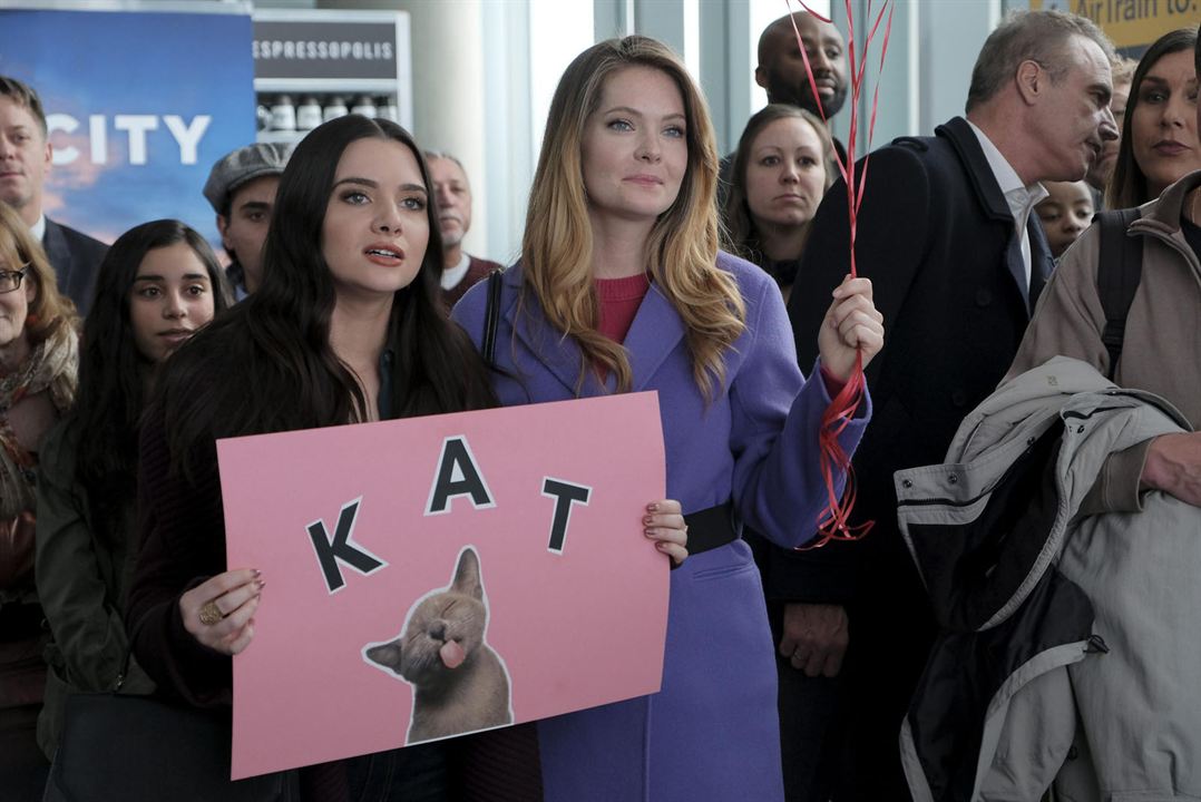 The Bold Type : Foto Meghann Fahy, Katie Stevens