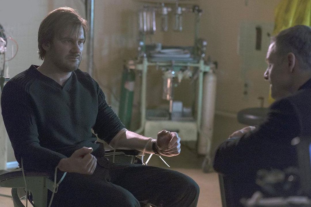 Taken (2017) : Foto Clive Standen