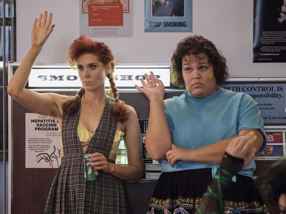 GLOW : Foto Kate Nash, Britney Young