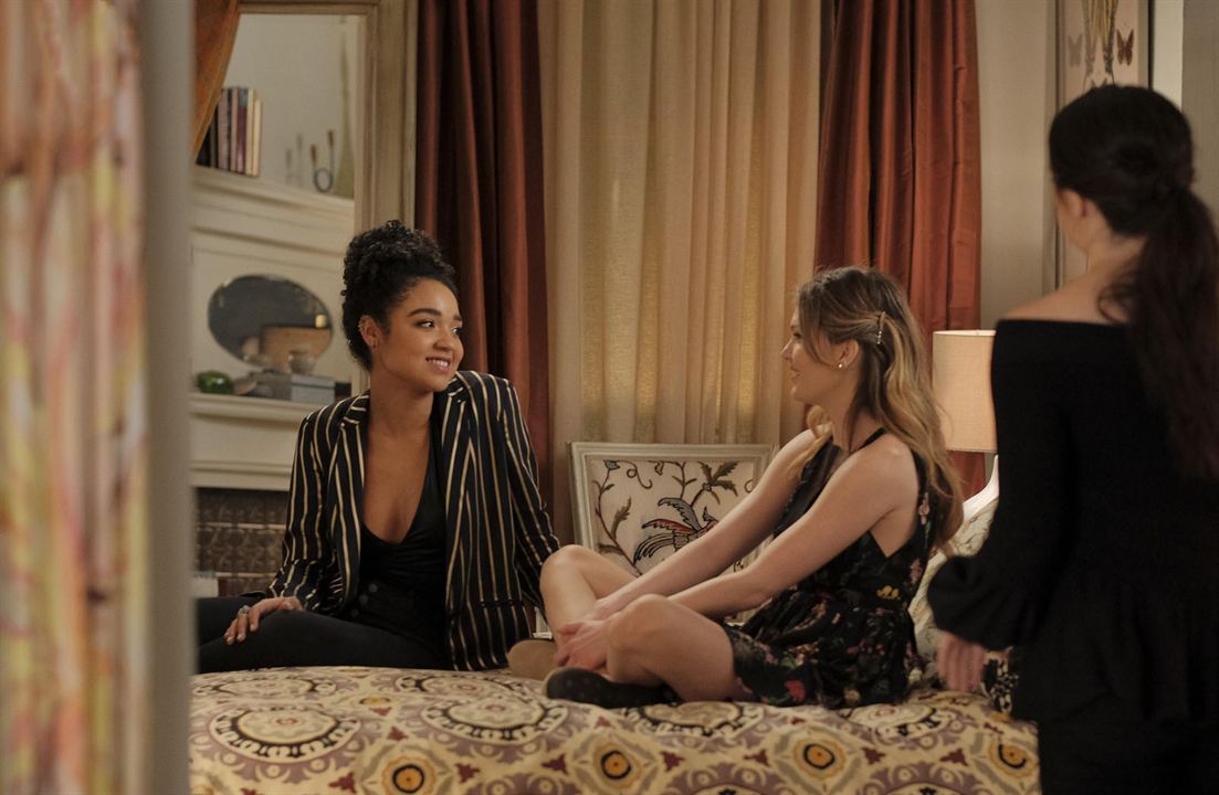 The Bold Type : Foto Meghann Fahy, Aisha Dee