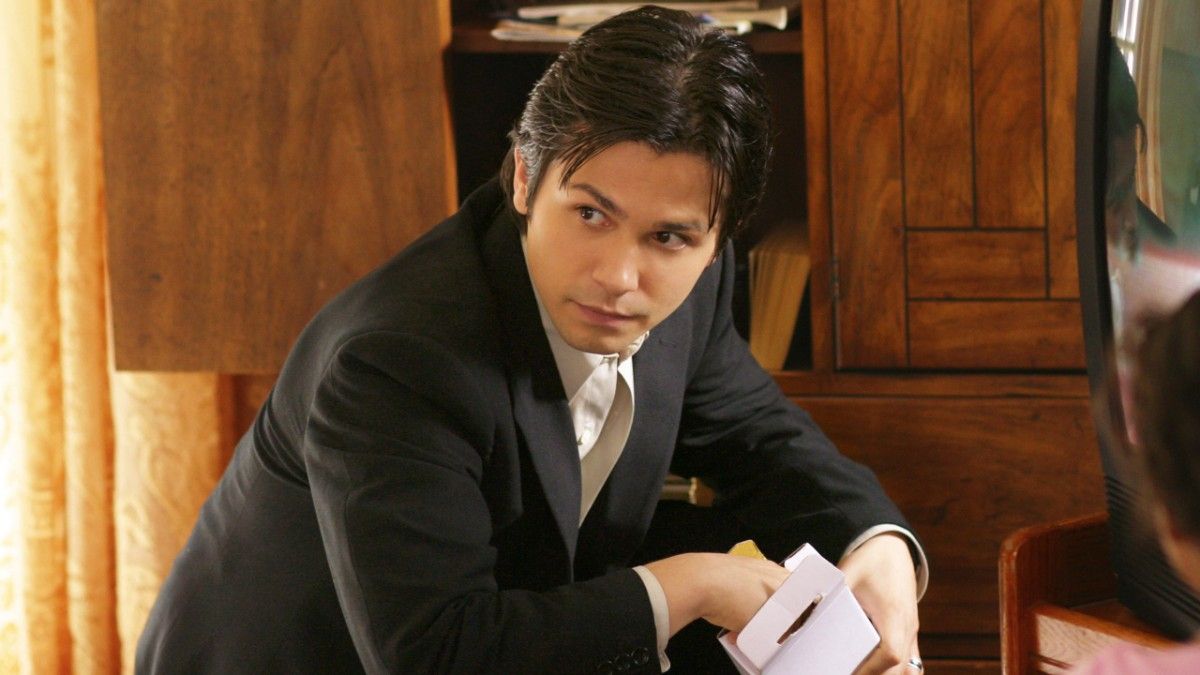 A dos metros bajo tierra : Foto