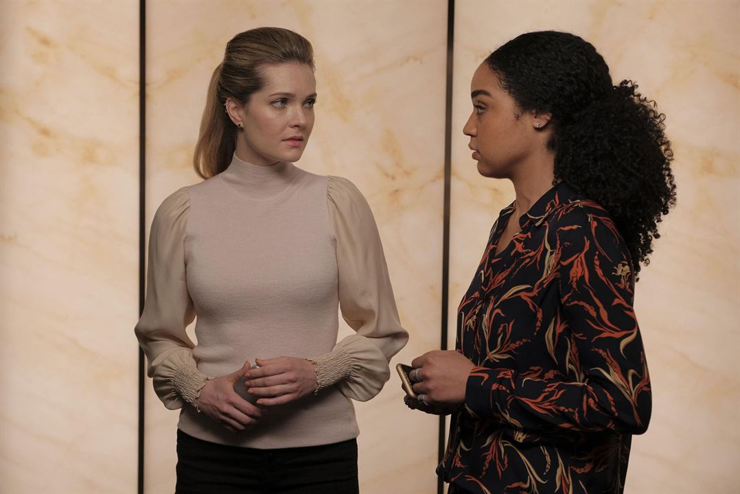 The Bold Type : Foto Meghann Fahy, Aisha Dee