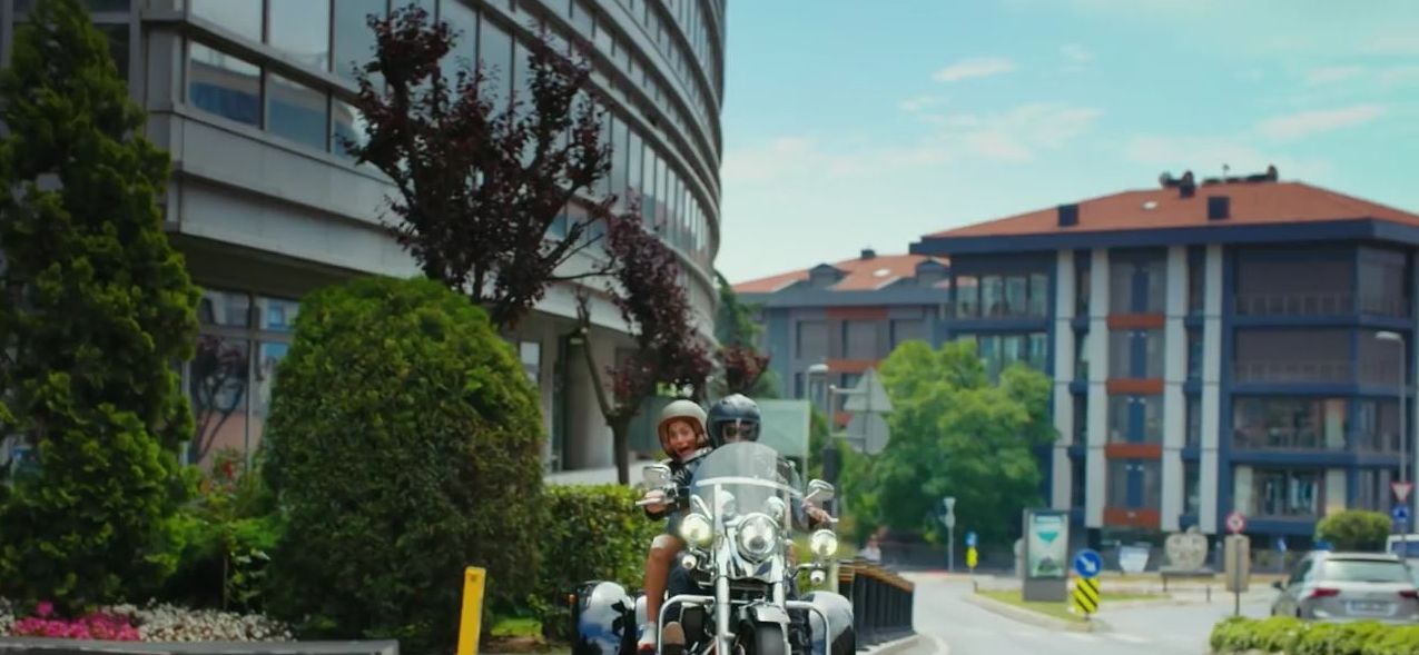 Erkenci Kus (Pájaro soñador) : Foto