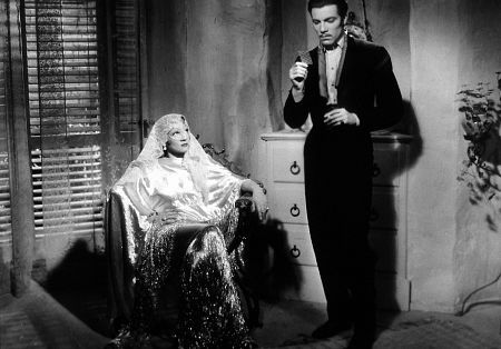 El diablo es una mujer : Foto