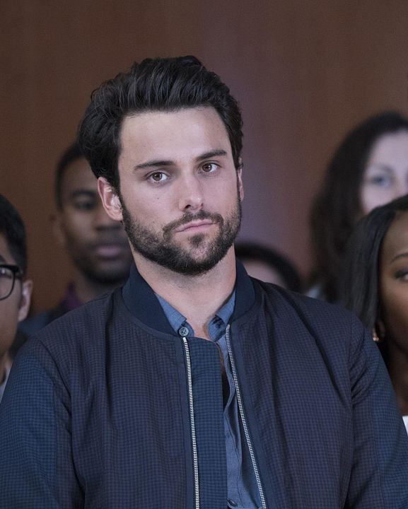 Cómo defender a un asesino : Foto Jack Falahee