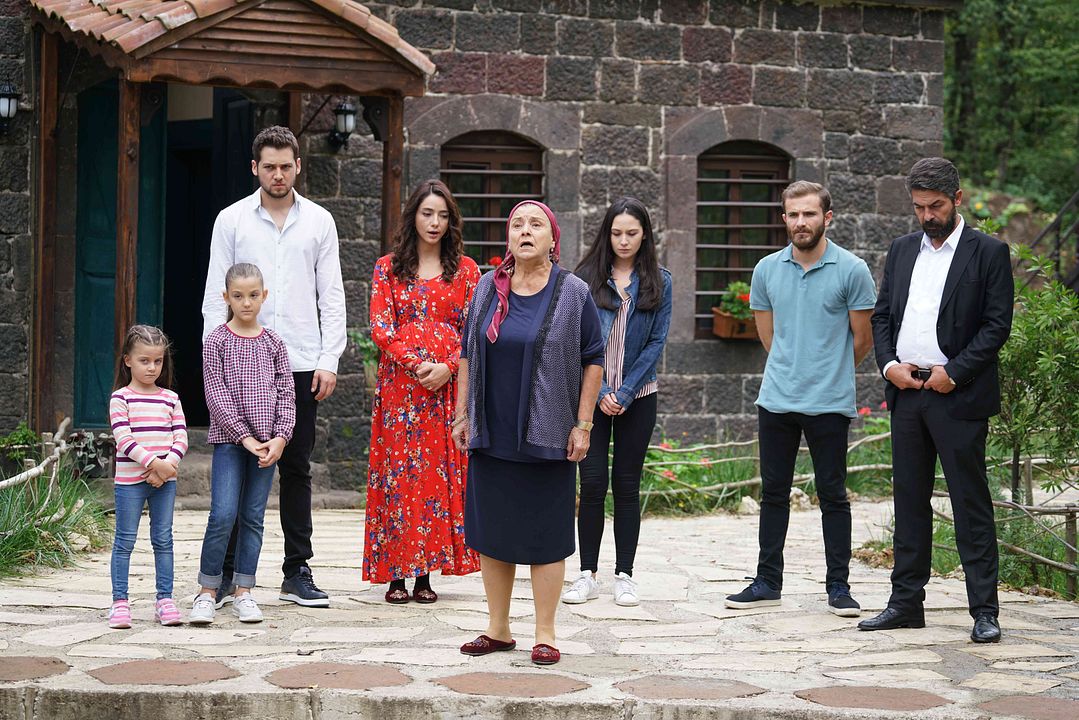 Fugitiva (Sen Anlat Karadeniz) : Foto