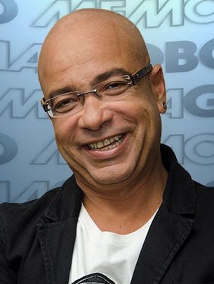 Cartel Cláudio Manoel