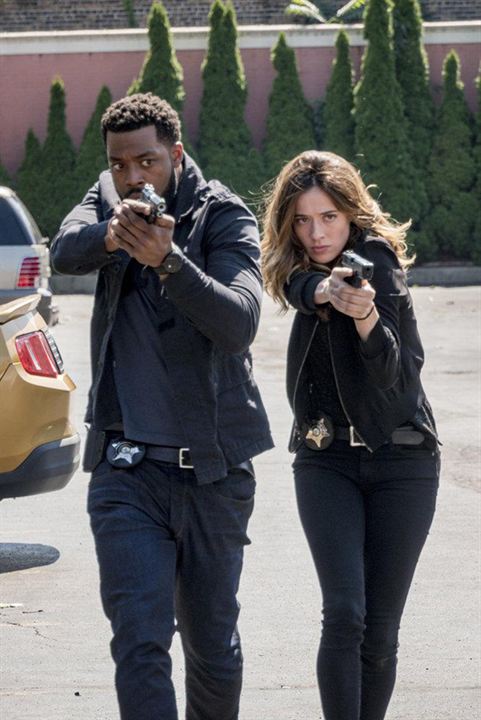 Chicago PD : Foto LaRoyce Hawkins, Marina Squerciati