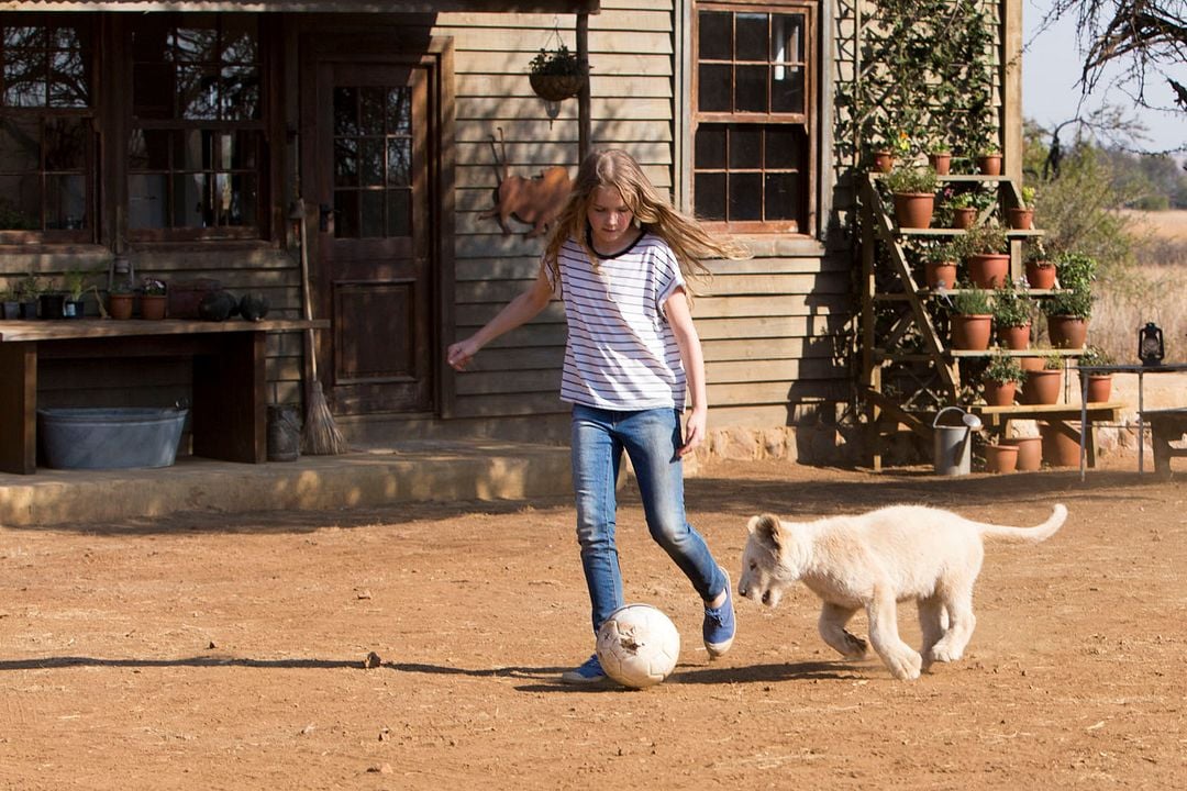 Mia y el león blanco : Foto