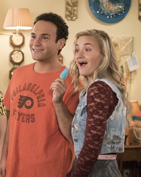 Los Goldberg : Foto Troy Gentile, AJ Michalka