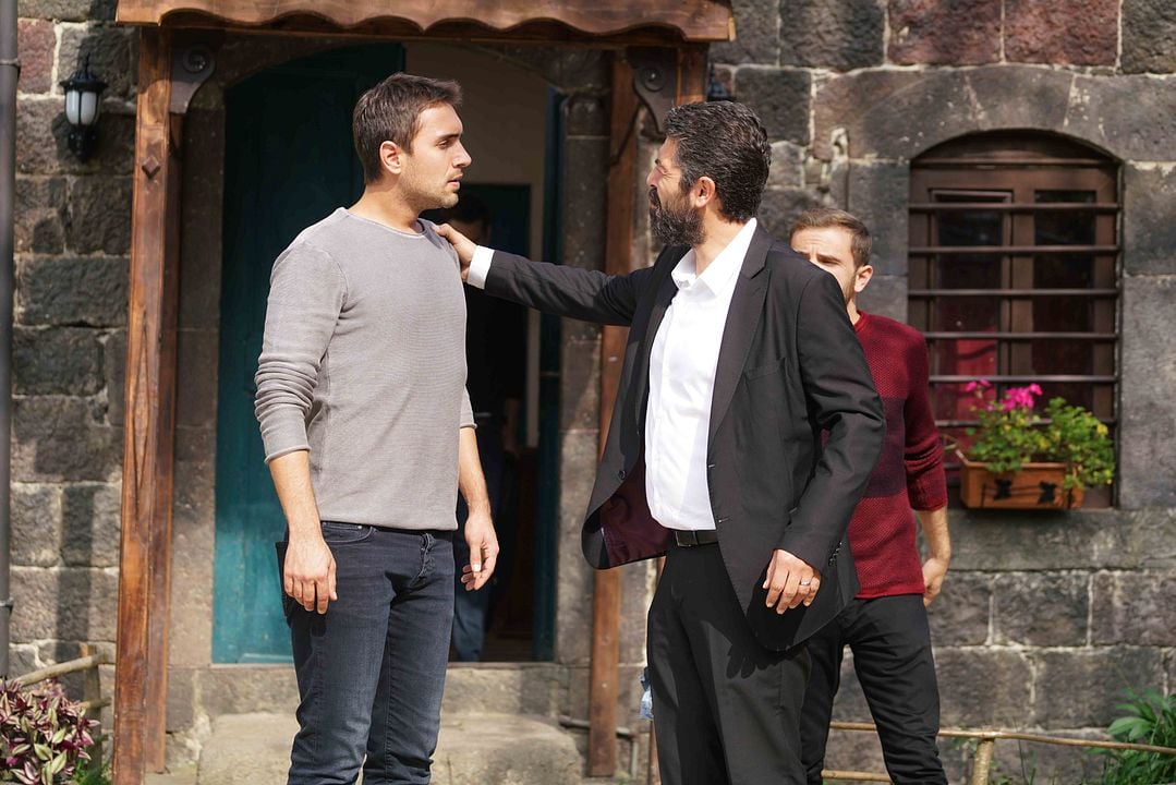 Fugitiva (Sen Anlat Karadeniz) : Foto