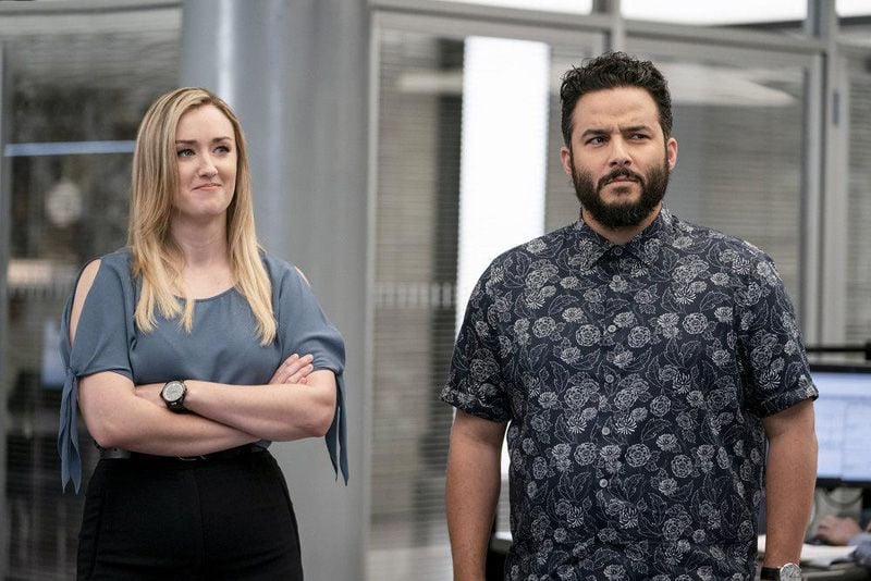 Blindspot : Foto Ashley Johnson, Ennis Esmer