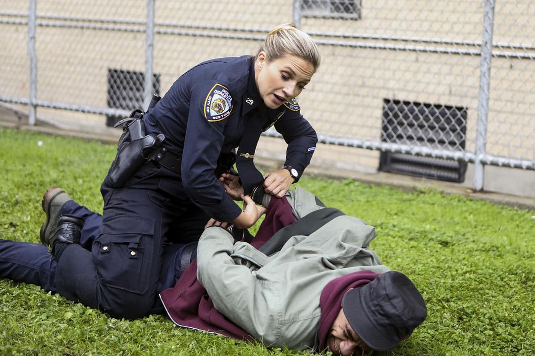 Blue Bloods (Familia de policías) : Foto Vanessa Ray