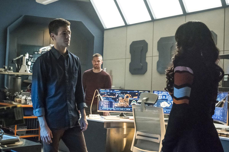 The Flash : Foto Candice Patton, Grant Gustin, Stephen Amell