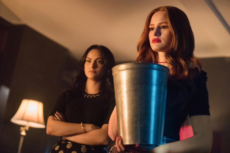 Riverdale : Foto Camila Mendes, Madelaine Petsch