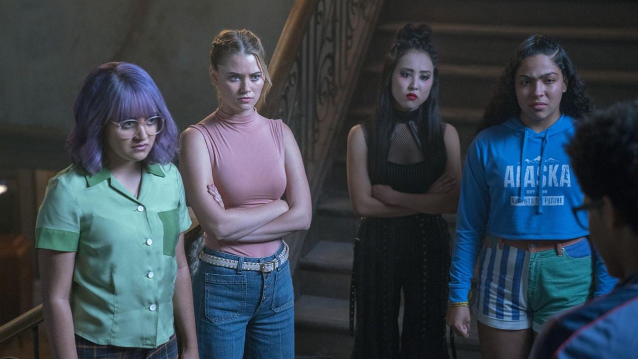 Marvel's Runaways : Foto Virginia Gardner, Lyrica Okano, Allegra Acosta, Ariela Barer