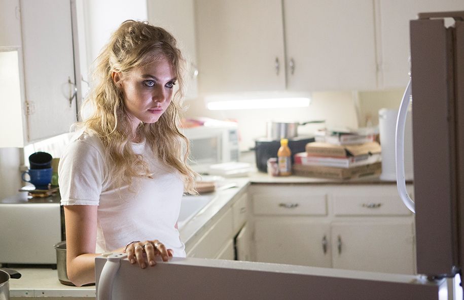 Between Worlds : Foto Penelope Mitchell